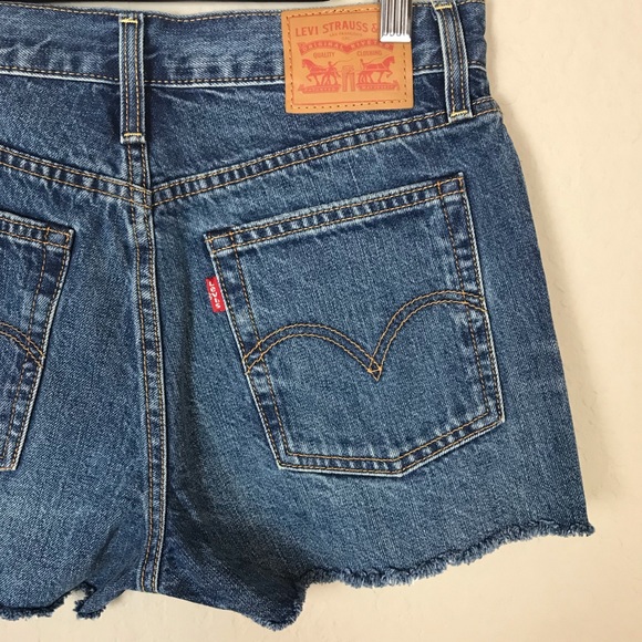 Levi’s Wedgie High Rise Denim Shorts Sz25 - Picture 7 of 7